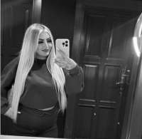 seksi bayan Julia