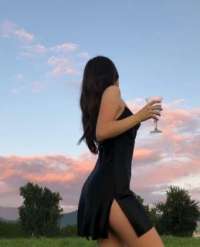Yenişehir'in Cazibeli Escort Kızı: Aylin